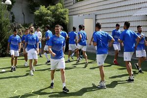 مهاجم استقلال مصدوم شد