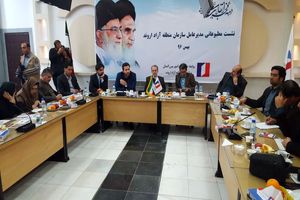 جهت پرواز از آبادان به اروپا با شرکت های هواپیمایی مذاکره می شود