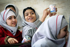 دانش آموزان ۵ هزار مدرسه در خراسان رضوی شیر رایگان دریافت می‌کنند 