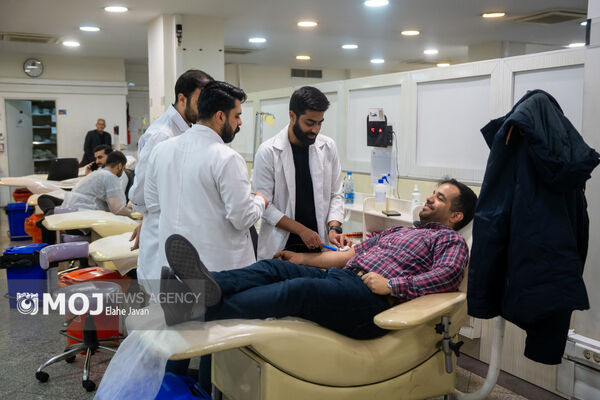 پویش ملی «بابا خون داد» جهت نهادینه‌سازی فرهنگ اهدای خون در کودکان شروع شد