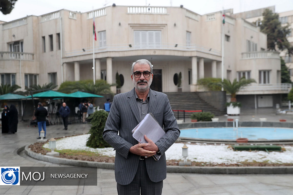 حاشیه جلسه هیات دولت - ۲۶ بهمن ۱۴۰۱ 