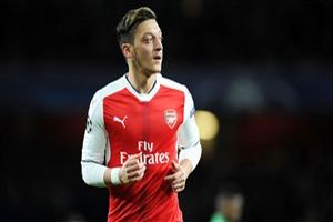 اوزیل راهی ایتالیا می شود