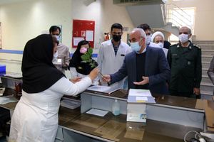 آیین تجلیل رییس دانشگاه آزاد اسلامی استان یزد از پرستاران