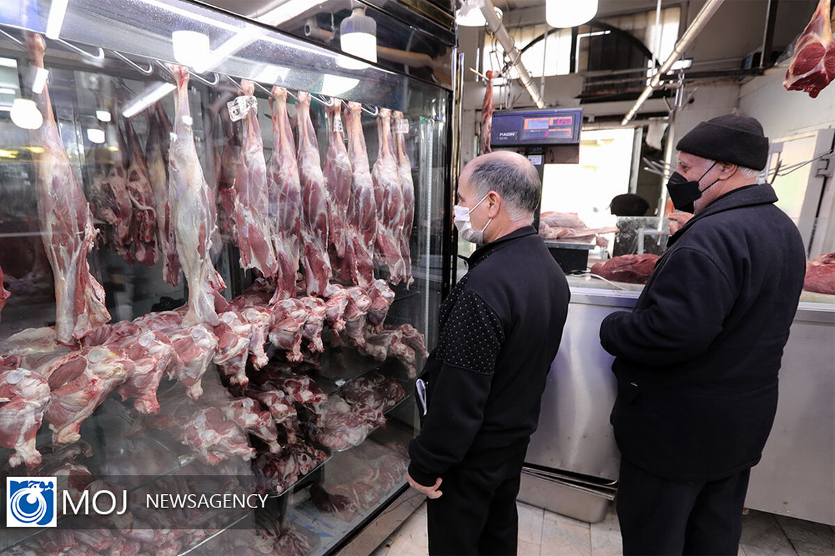 بازدید مخبر از میدان عرضه گوشت و مرغ بهمن