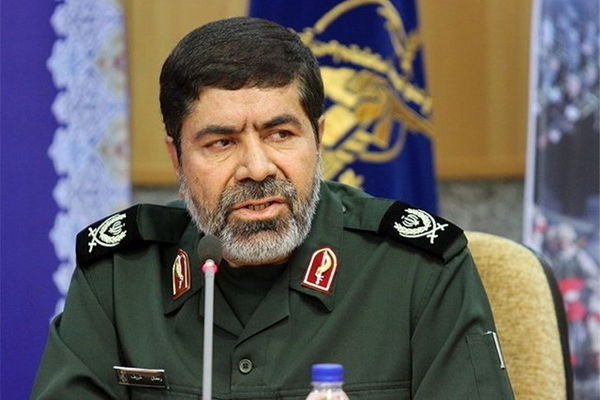 دشمن اختلاف مردم و مسئولان را هدف گرفته است