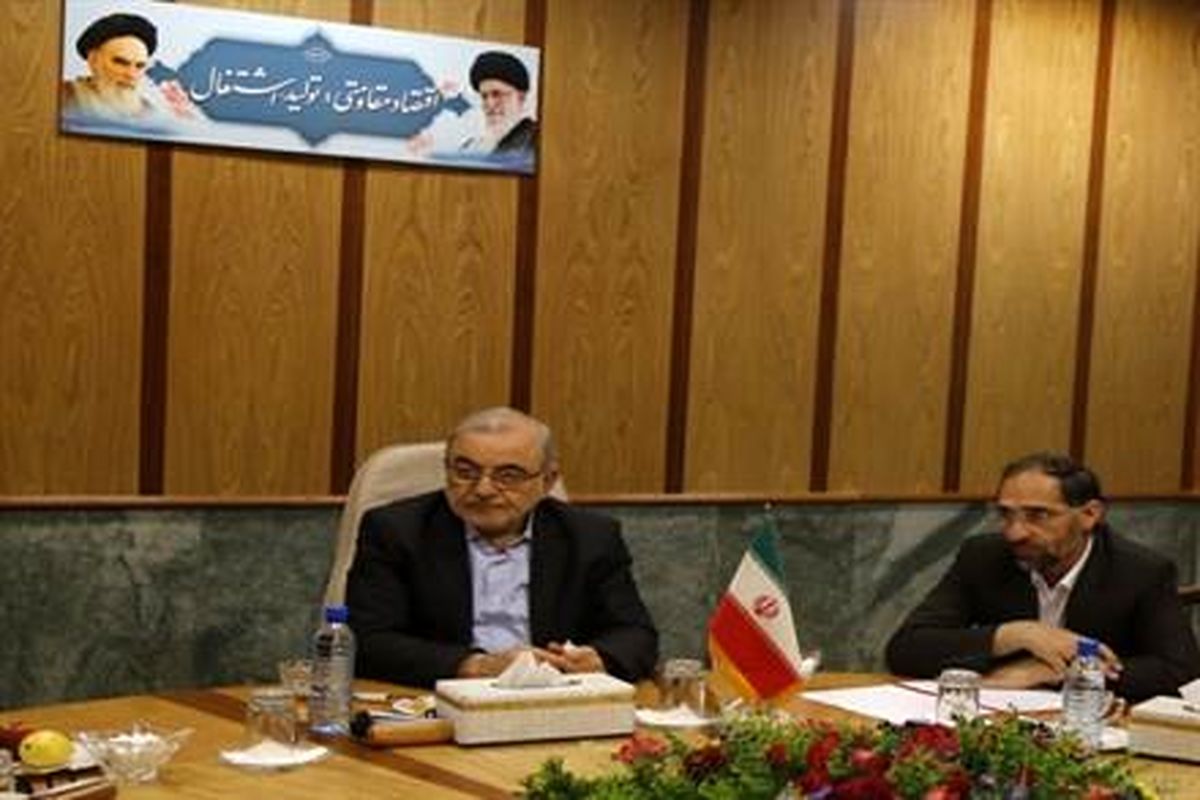 استاندار قم