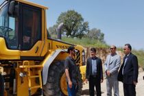 آغاز آسفالت روستای سلطان اباد شهرستان چوار 