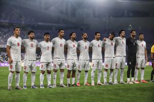 تیم ملی فوتبال ایران برابر نیجریه در نیمه اول بازی با یک گل شکست خورد