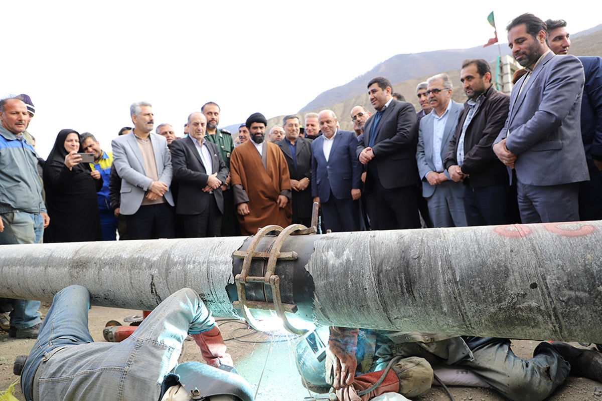 آیین کلنگزنی طرح گازرسانی فاز دوم خط تغذیه طالع رودبار تا ورسک