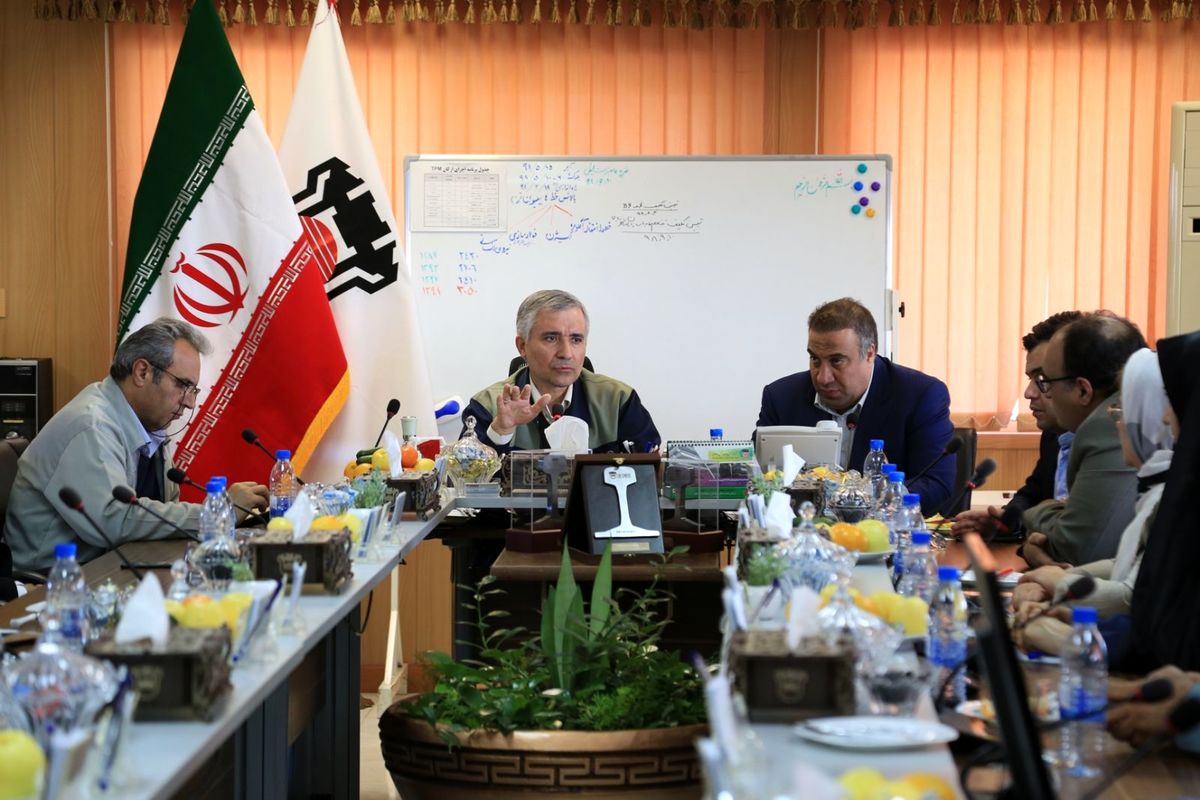نشست تعاملی انجمن سنگ آهن و مسئولین ذوب آهن