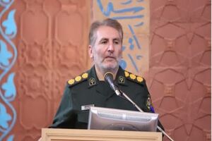 سردار سلیمانی قهرمانی کم نظیر و دلاوری از جنس عشق و حماسه بود