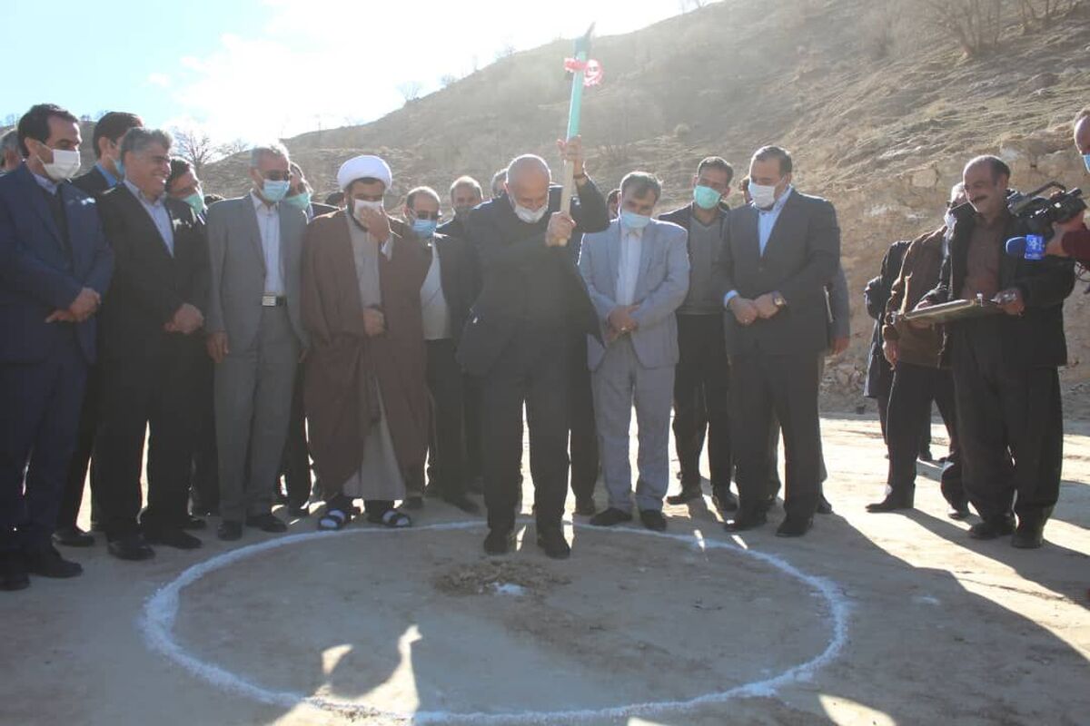 کلنگ‌زنی راه و شهرسازی