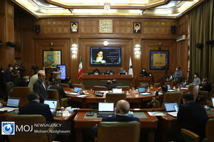 مخاطبم در مورد "رشوه"، اعضای شورای شهر کنونی نبود!