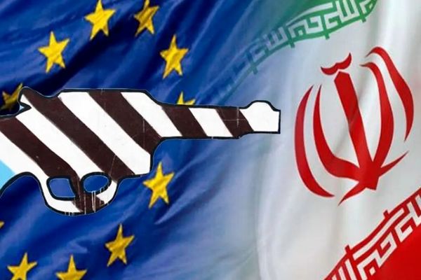 قیمت دلار با کم شدن التهاب بازار کاهش می‌یابد