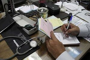 ارائه خدمات پزشکی به خانواده سادات همزمان با عید غدیر