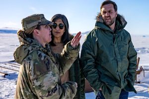 برکناری فرمانده پایگاه فضایی آمریکا در گرینلند