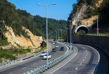 خودروهای دارای سرعت بحرانی در ۵ استان شناسایی و توقیف شدند