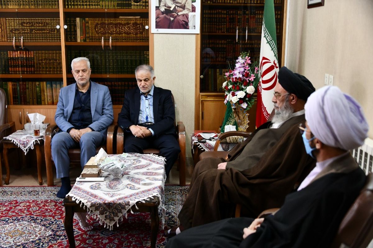 امام جمعه اصفهان وشهرداری