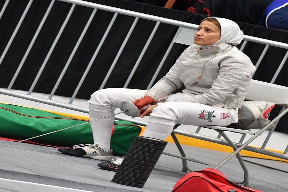 بانوی شمشیر باز