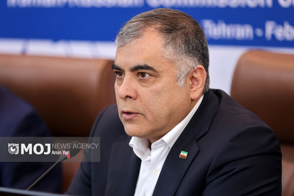 جانانه پای کار ایستاده‌ایم
