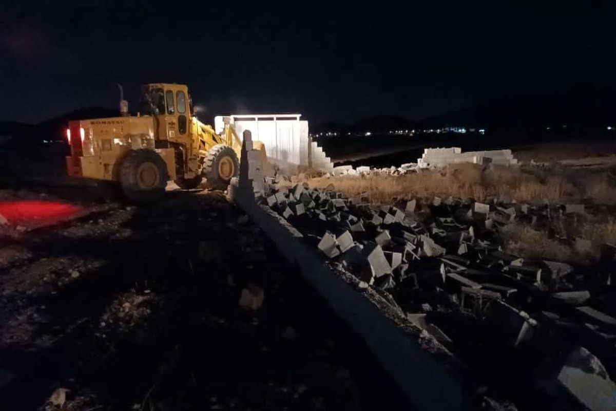 ساخت و ساز غیر مجاز 