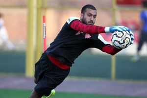 پدر سوشا پیگیر مطالباتش از پرسپولیس شد