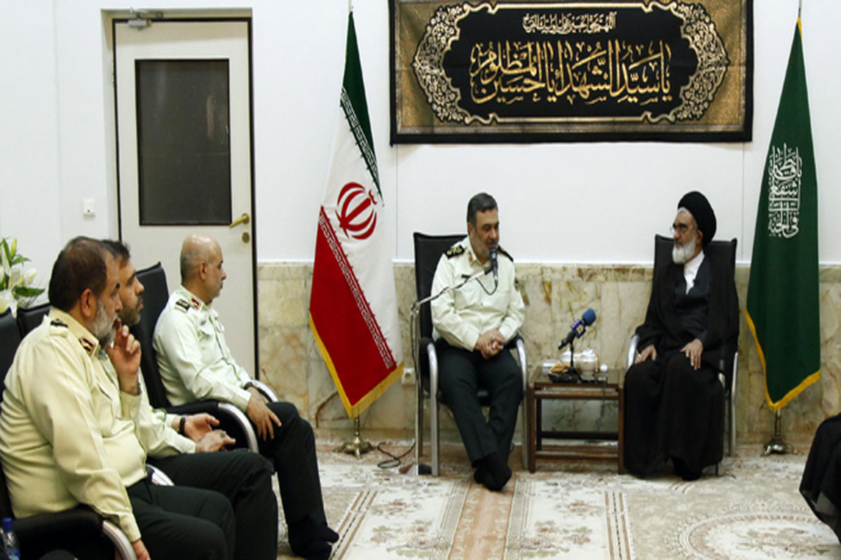 امام جمعه قم بااشتری