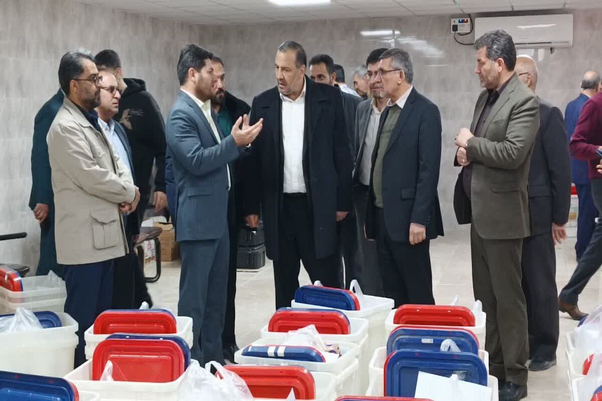 استاندار.