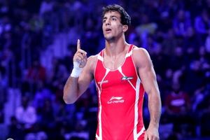 محمدعلی گرایی و فدراسیون کشتی درباره پرونده پرتاب بطری آب به روی تشک دفاعیه فرستادند