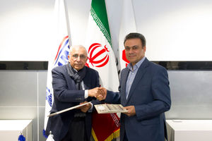 توافق بانک ملت و گروه صنعتی ماموت برای تقویت سطح همکاری ها