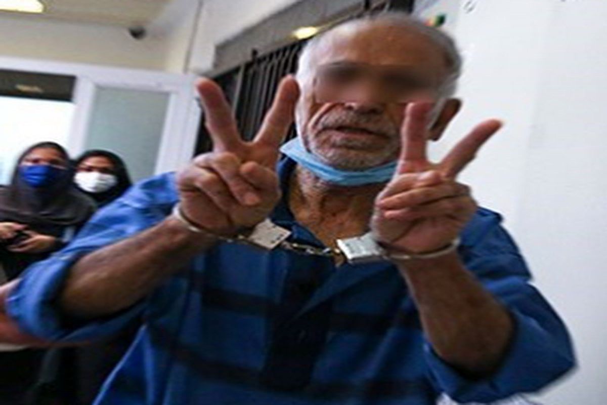 پدر بابک خرمدین