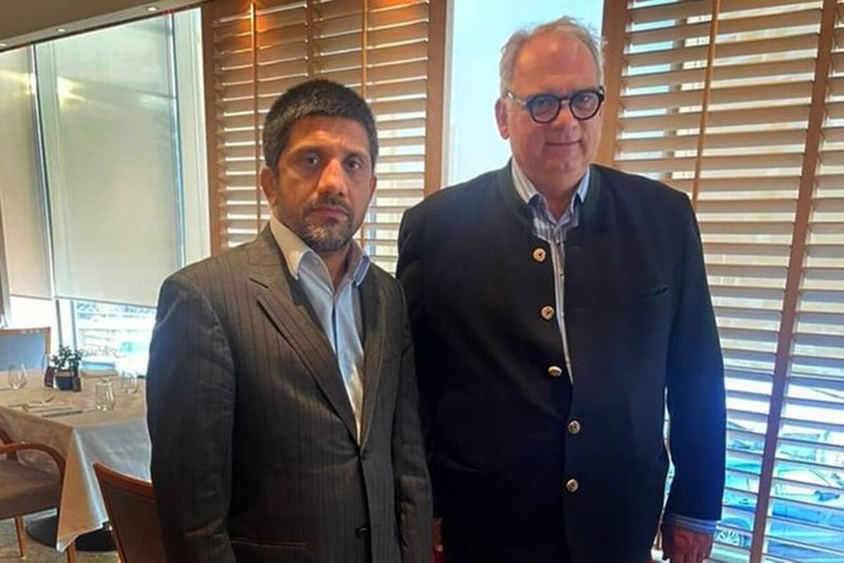 علیرضا دبیر