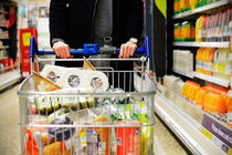 وجود تمامی کالاهای مورد نیاز در شبکه توزیع