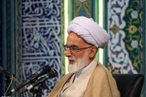امام خمینی(ره) به گروه خاصی تعلق ندارد و همه ما مدیون امام راحل هستیم