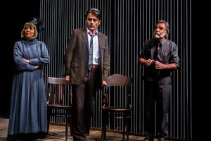 اقشار و سنین مختلف تماشاگران از «بیگانه» استقبال کردند