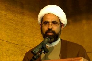 حوزه و دانشگاه با تعامل، راهکار برای حل مشکلات کشور ارائه دهند