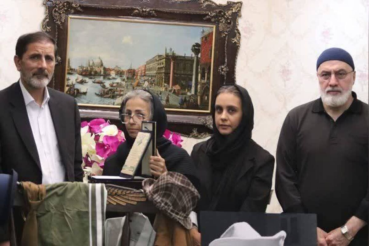 خانواده اکبر عبدی