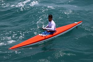 1200 کیلومتر پاروزنی یک قایقران برای صیانت از نام خلیج فارس