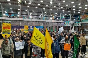 گیلانیان با تجمع در گلزار شهدای رشت در اعلام انزجار از رژیم کودک کش صهیونیستی پیشتازی کردند/ شعار «یا ایها المسلمون اتحدوا اتحدوا» در گلزار شهدای رشت طنین انداز شد 