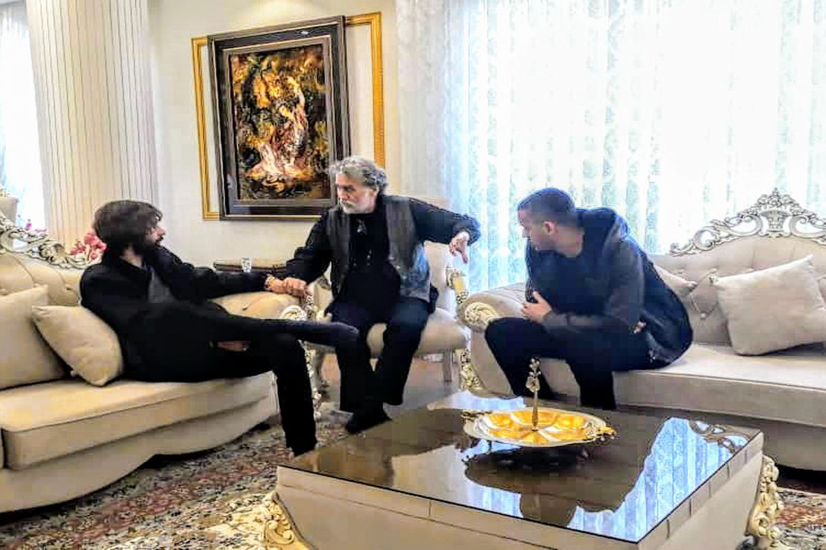 وقتی آفتاب طلوع می کند