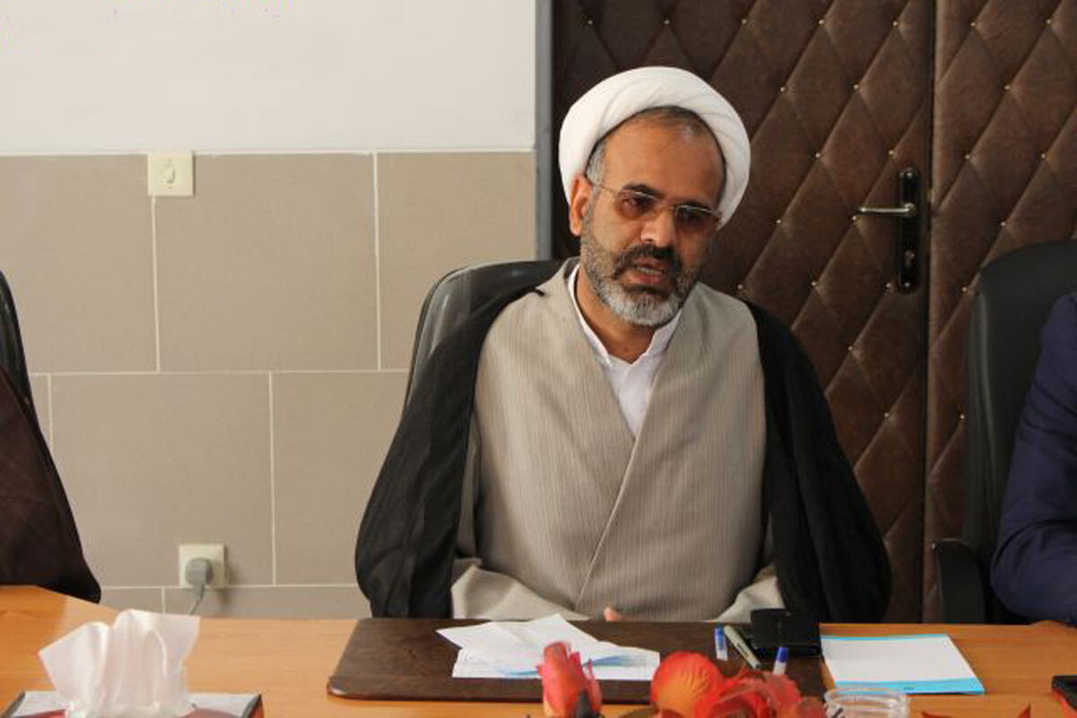 رضا سالاری امام جمعه عنبرآباد