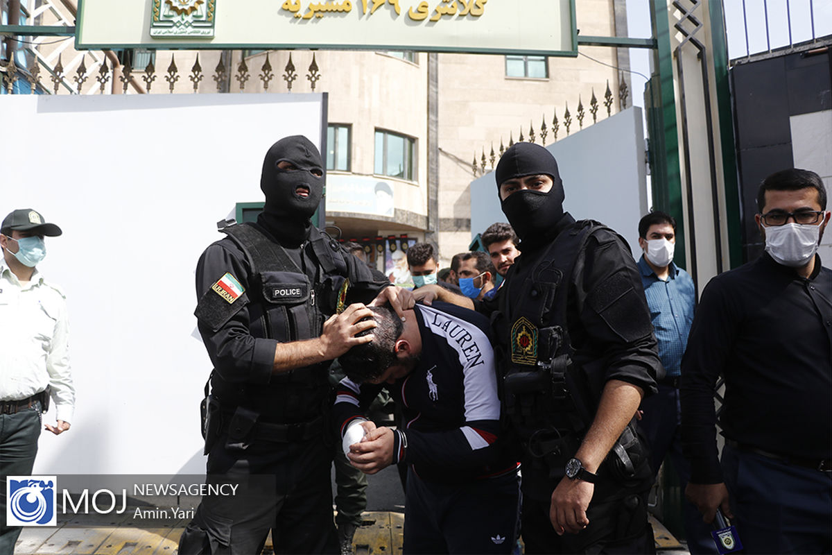 عملیات دستگیری پلیس دروغین در مشیریه