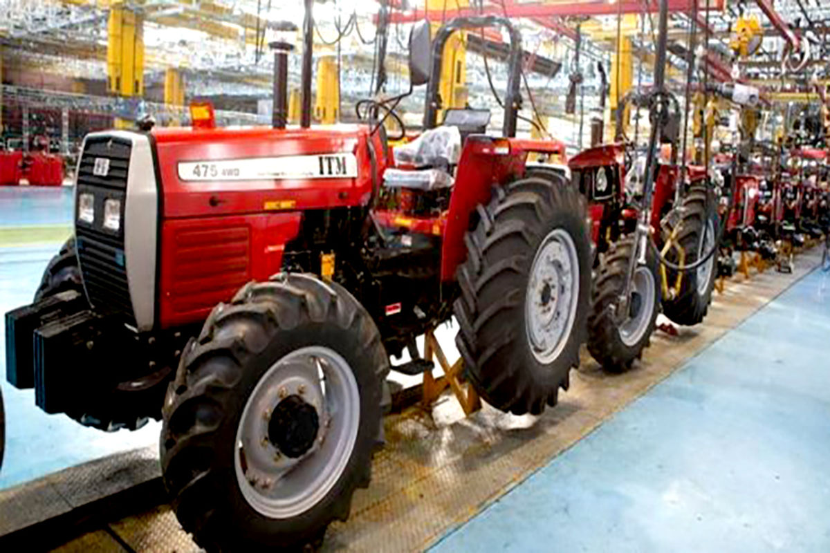  مونتاژ تراکتور