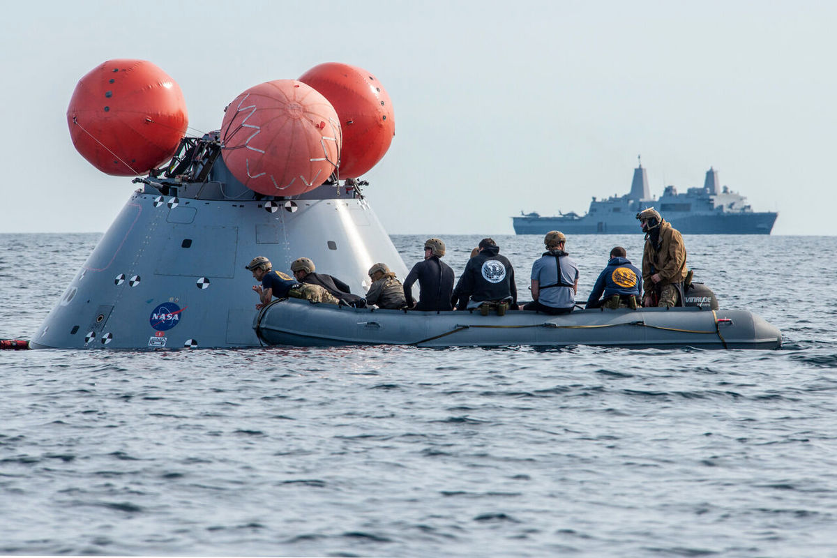 بازگشت فضا پیمای اوریون