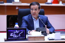 شهرداری با چنگ و دندان فضای سبز شهر را حفظ کرده است