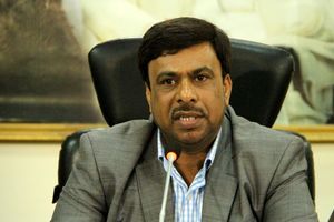 ضرورت حمایت از فعالیت های مرزنشینان در چرخه اقتصادی /تحقق توسعه اقتصادی با حمایت از تولید داخلی