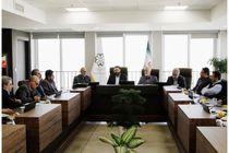 پیگیری تأمین بیش از ۱۰۰ دستگاه واگن برای خطوط ریلی  شیراز با عاملیت بانک شهر/ تزریق مالی به پروژه‌های مدیریت شهری