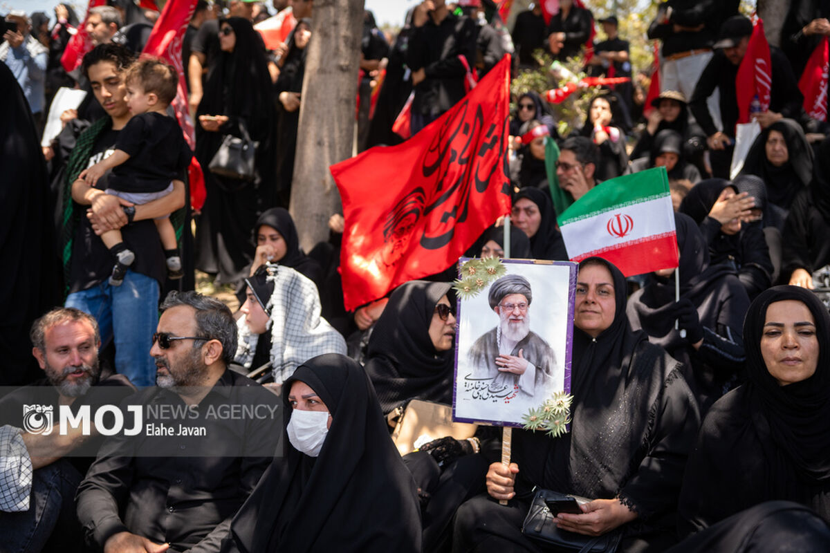 مراسم تشییع پیکر مطهر رهبر شهید انقلاب در تهران