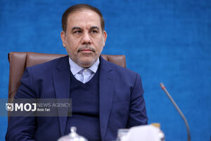 شهدا تضمین‌کننده بقای نظام و انقلاب هستند