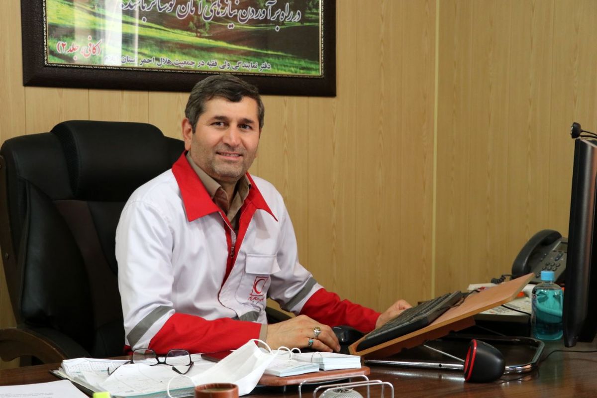 علی اکبری هلال احمر